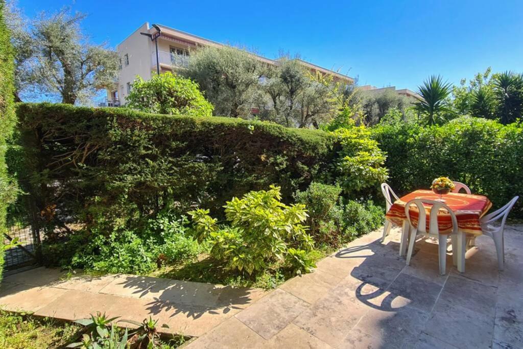 Casalionelantibes 70 Sqm Apartment With Garden And Parking Экстерьер фото