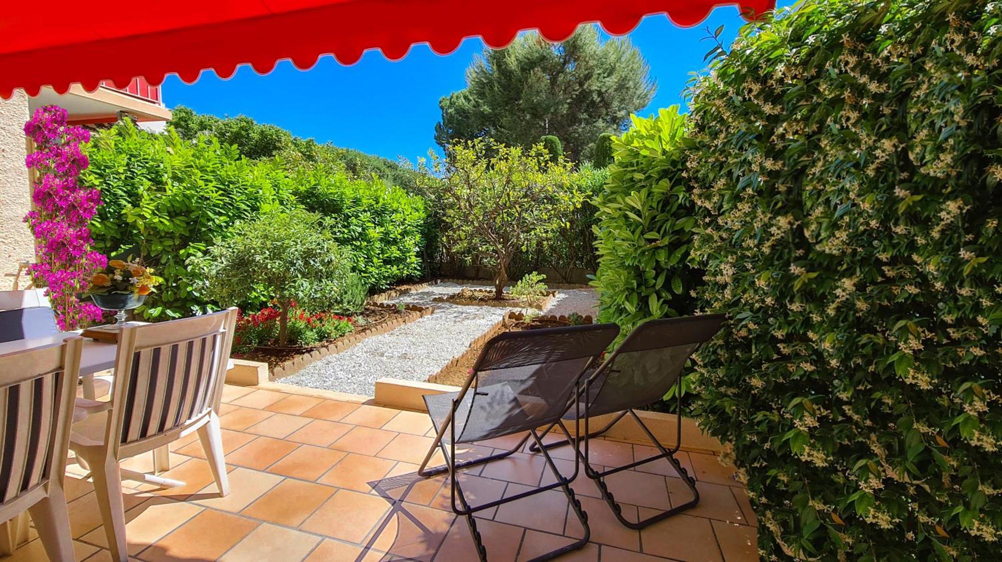 Casalionelantibes 70 Sqm Apartment With Garden And Parking Экстерьер фото